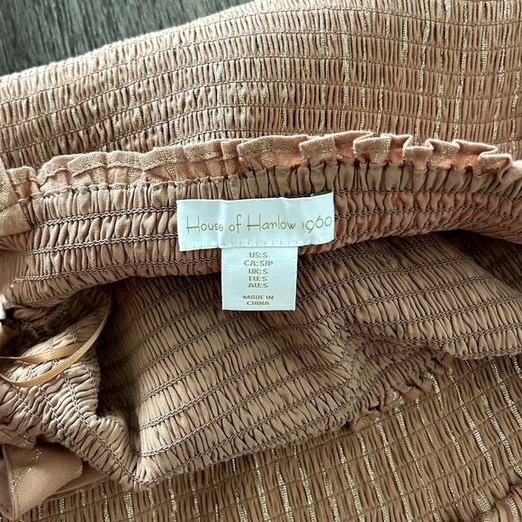 NWOT House of Harlow Corinne Shirred Mini Dress Size Small in Desert Rose Tiered - Picture 6 of 16